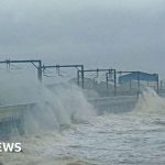 Storm Ashley: Power cuts and travel alert as ‘weather bomb’ approaches Scotland