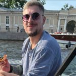 Russian journalist who fled to Paris dies in plunge from apartment & leaves mystery note about calls being ‘intercepted’